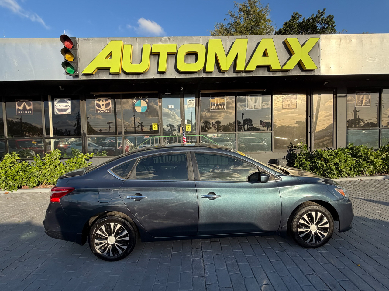 2017 Nissan Sentra SV CVT