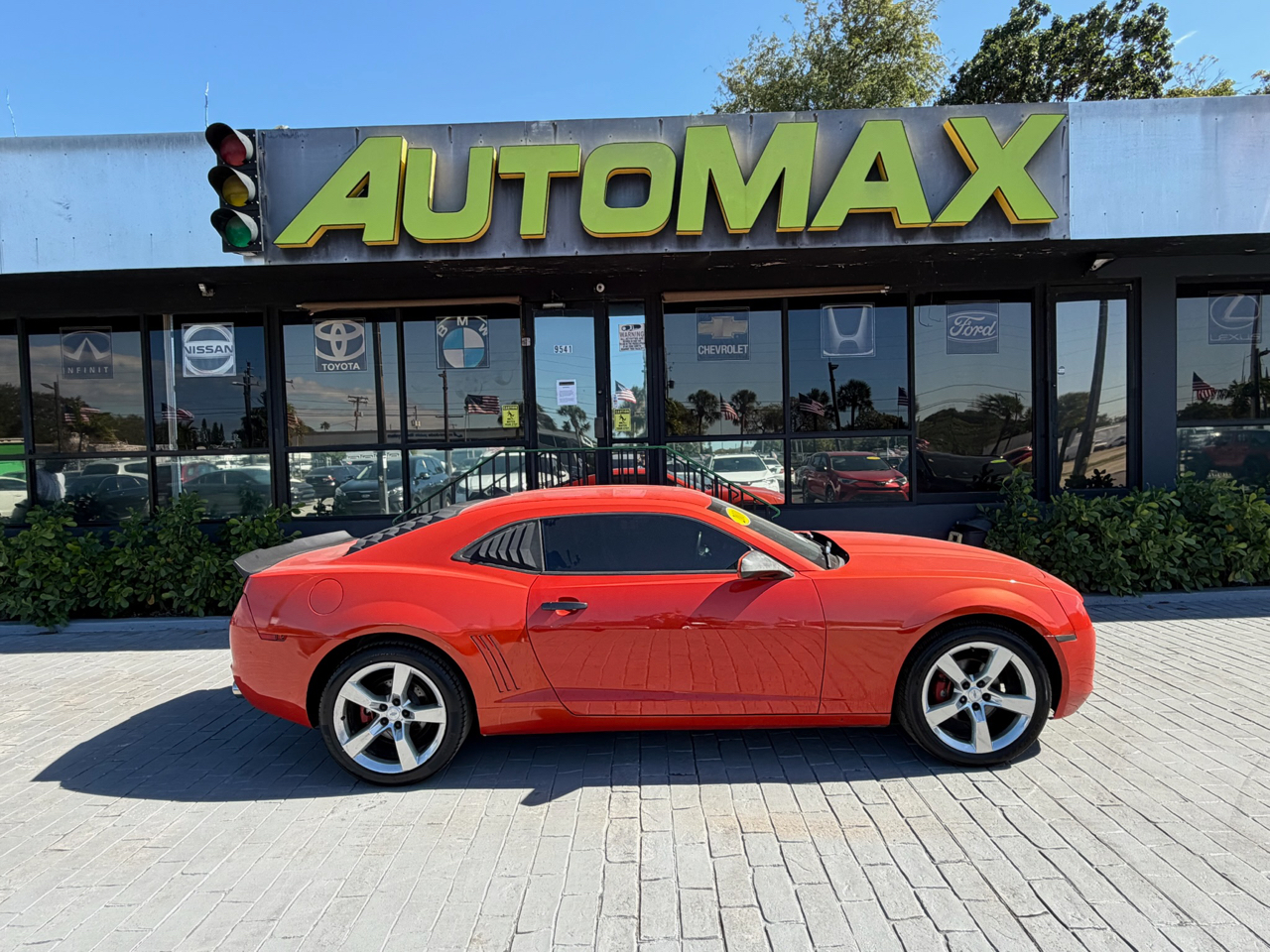 2010 Chevrolet Camaro 2dr Cpe 2LT