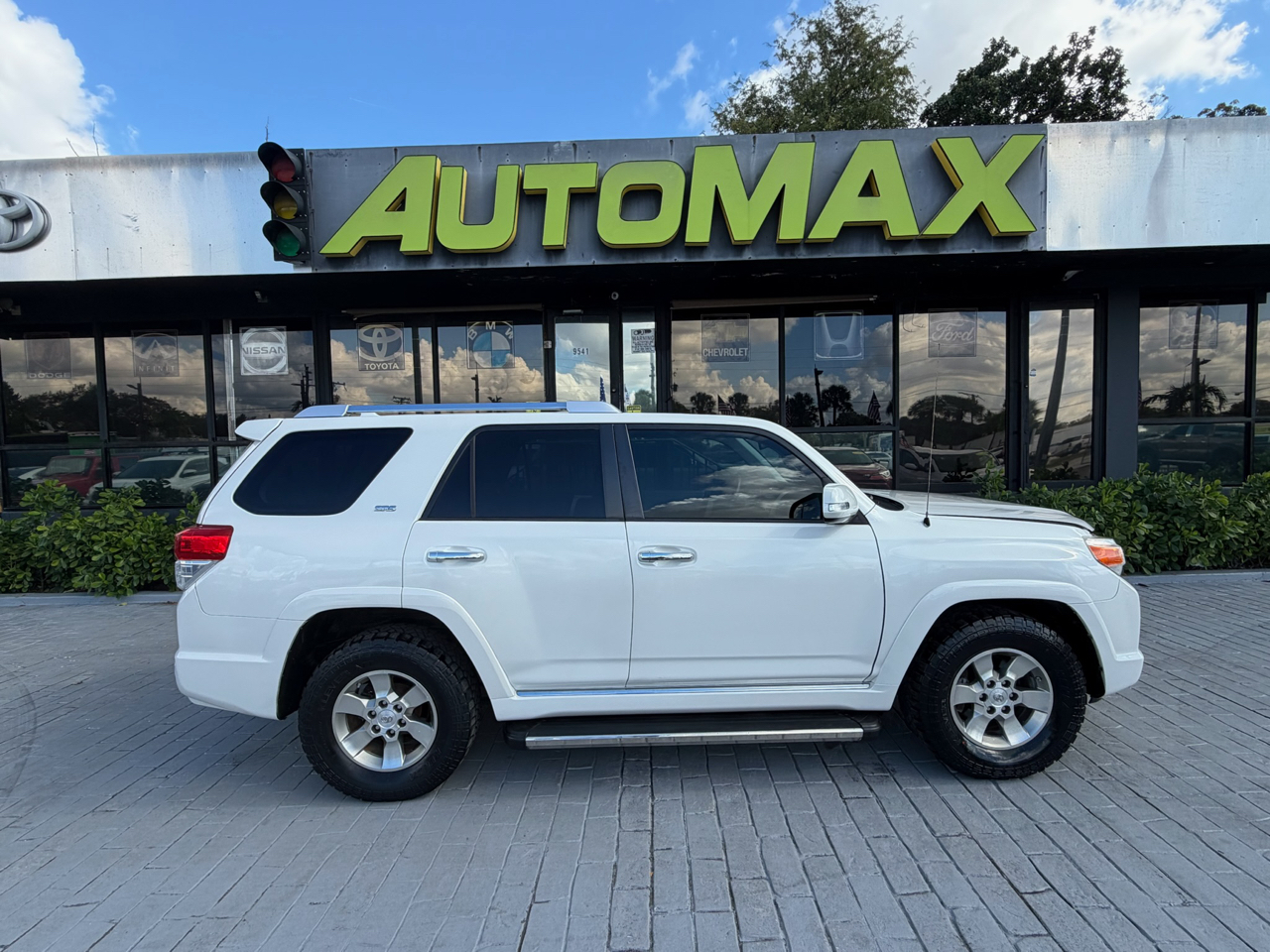 2012 Toyota 4Runner RWD 4dr V6 SR5 (Natl)