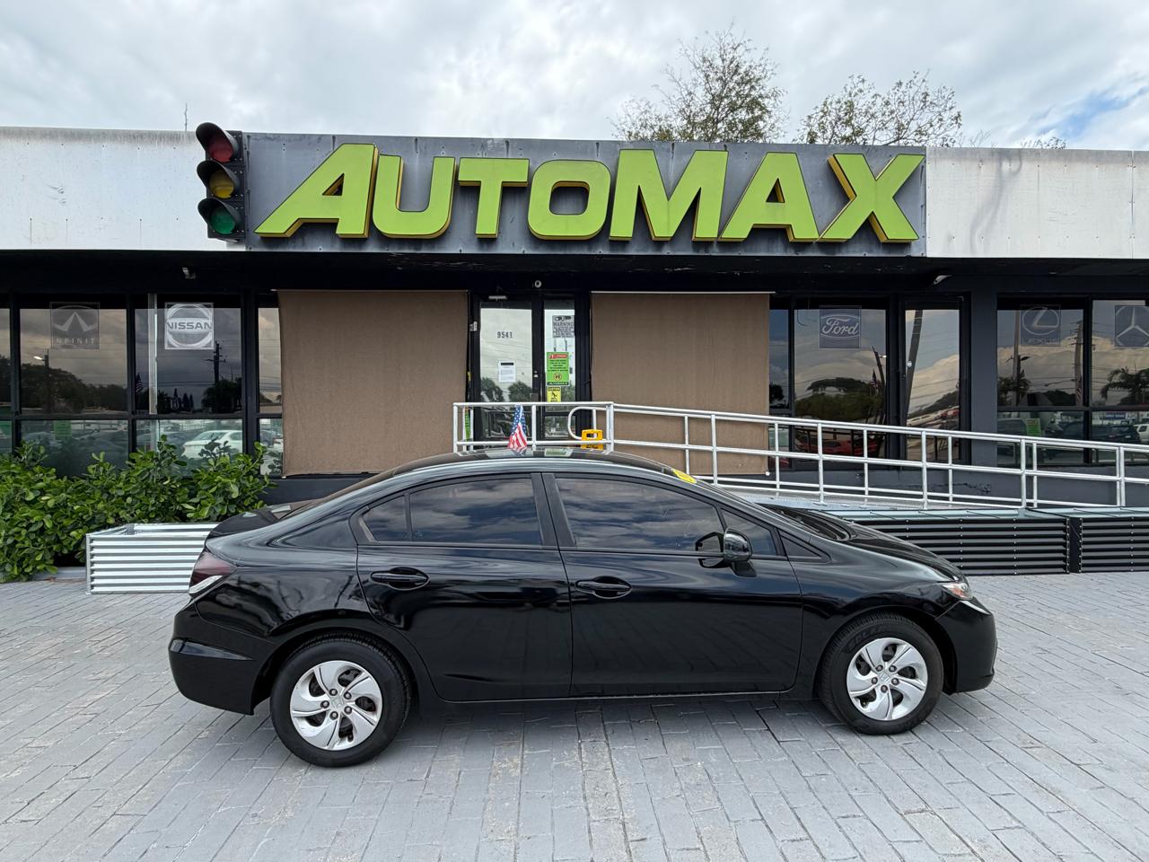 2013 Honda Civic Sdn 4dr Auto LX