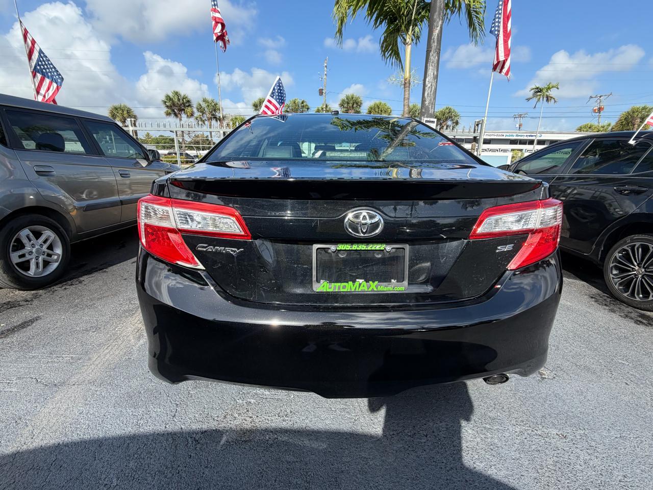 2012 Toyota Camry 4dr Sdn I4 Auto L (Natl)