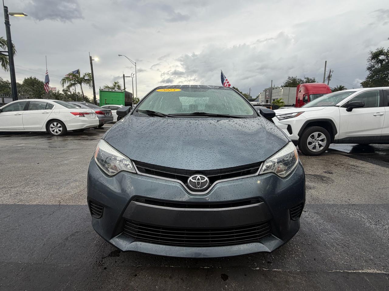 2015 Toyota Corolla 4dr Sdn CVT LE Premium (Natl)