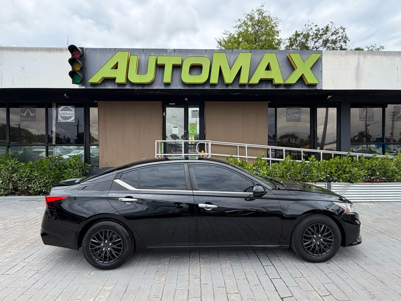 2020 Nissan Altima 2.5 S Sedan
