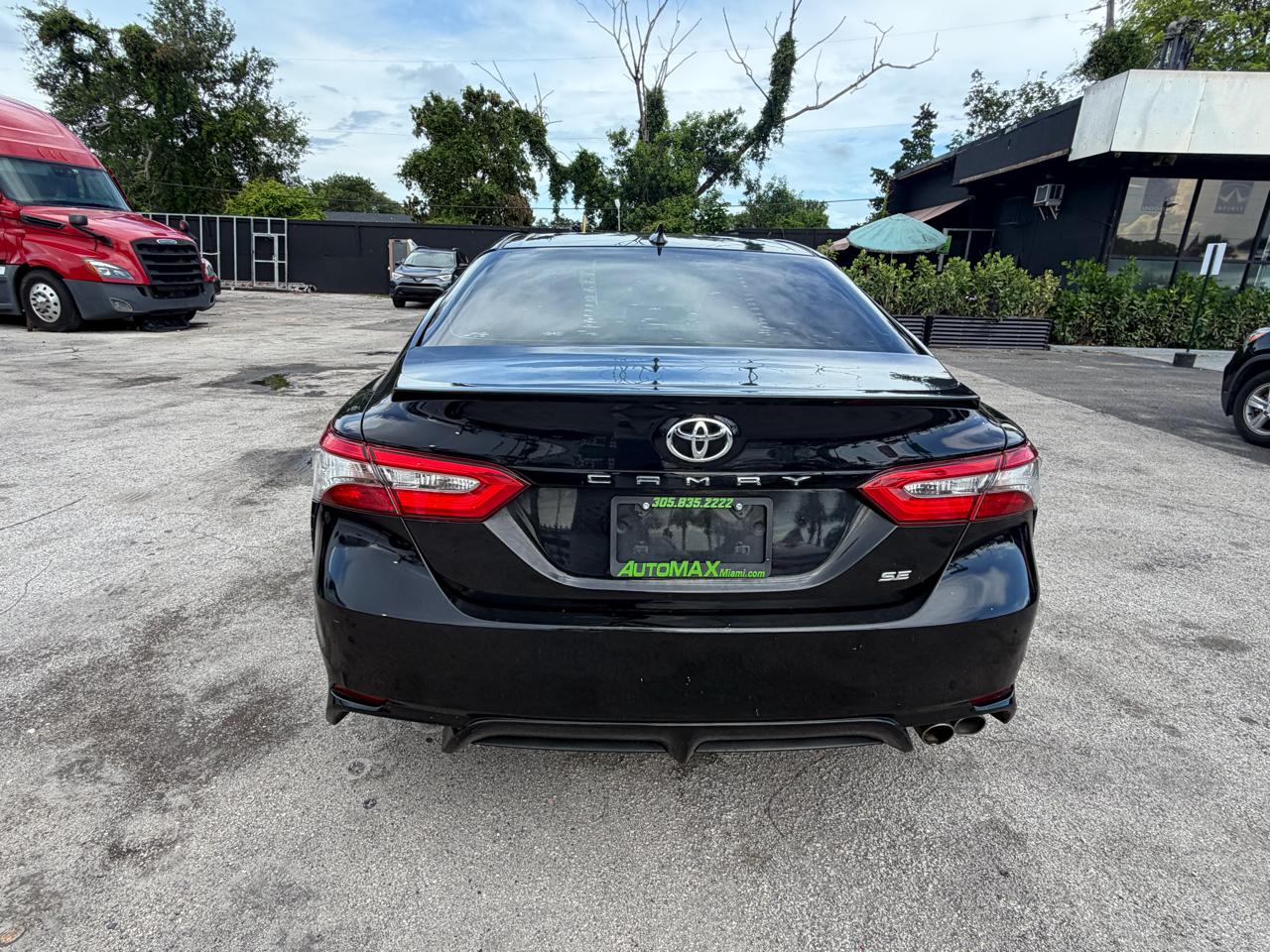 2019 Toyota Camry XLE Auto (Natl)
