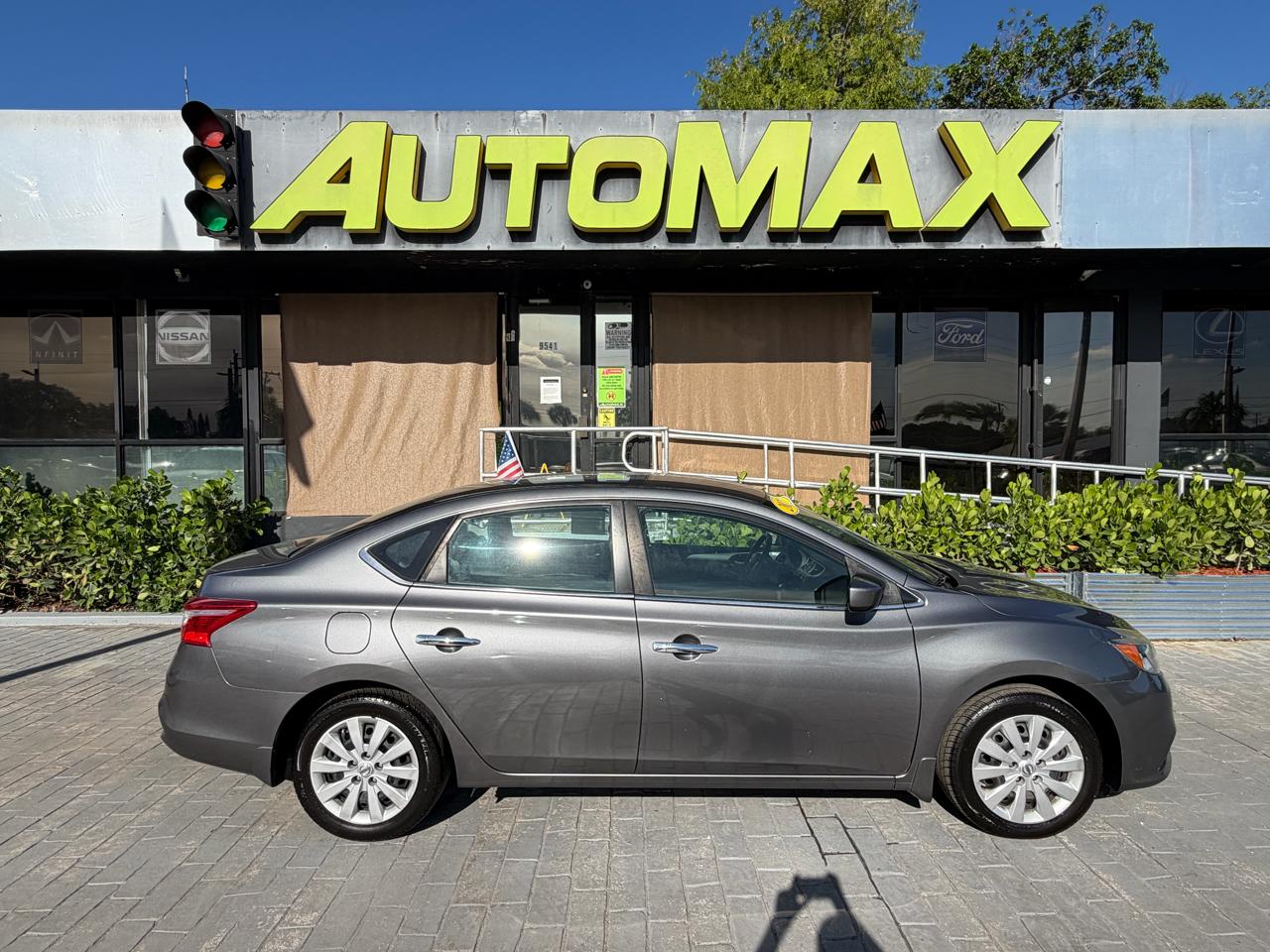 2016 Nissan Sentra 4dr Sdn I4 CVT S