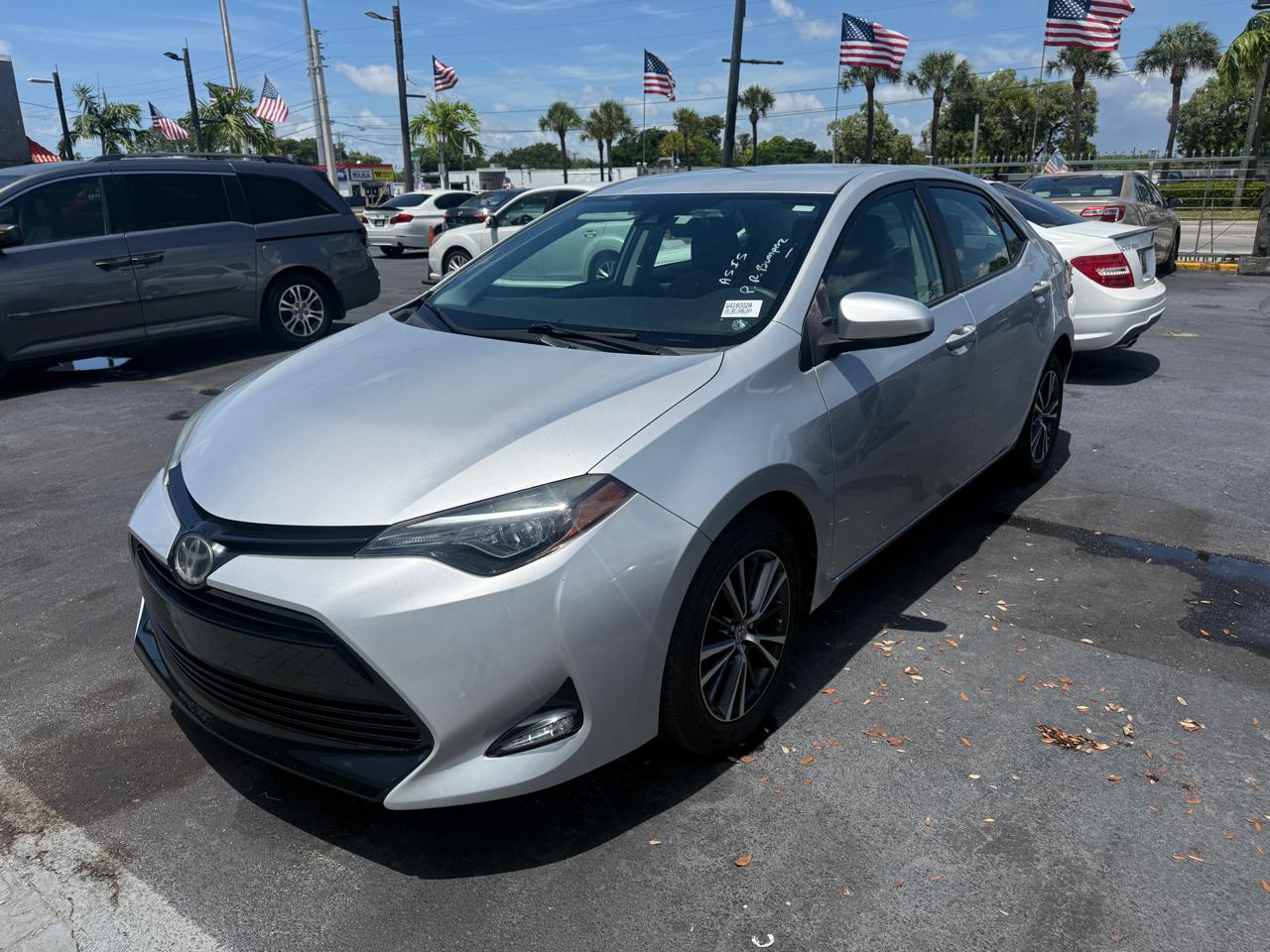2018 Toyota Corolla XLE CVT (Natl)