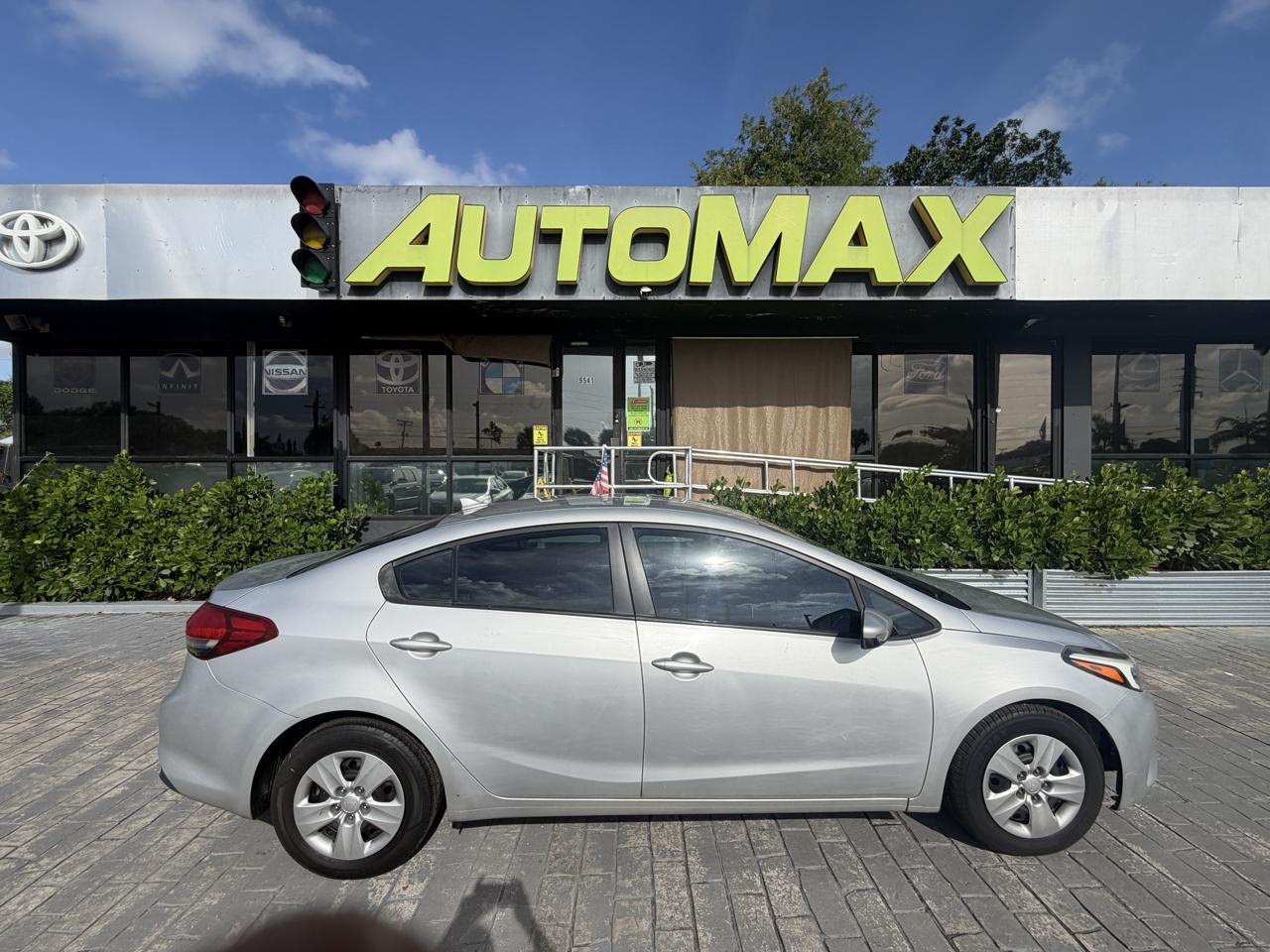 2017 Kia Forte LX Auto