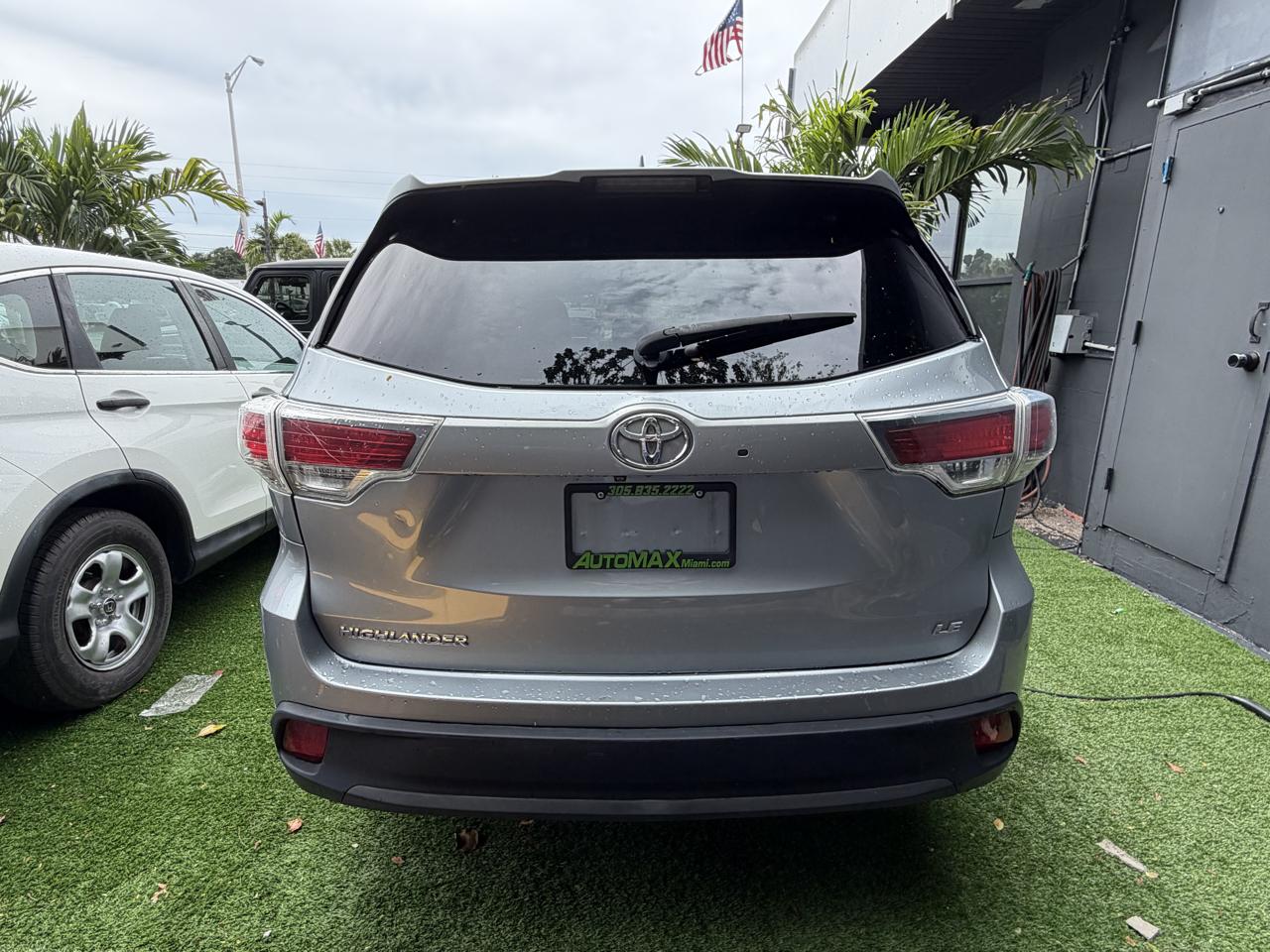 2016 Toyota Highlander FWD 4dr V6 LE (Natl)