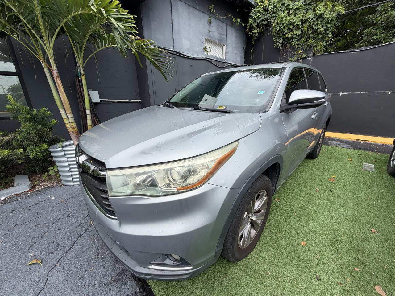 Toyota Highlander photo 5