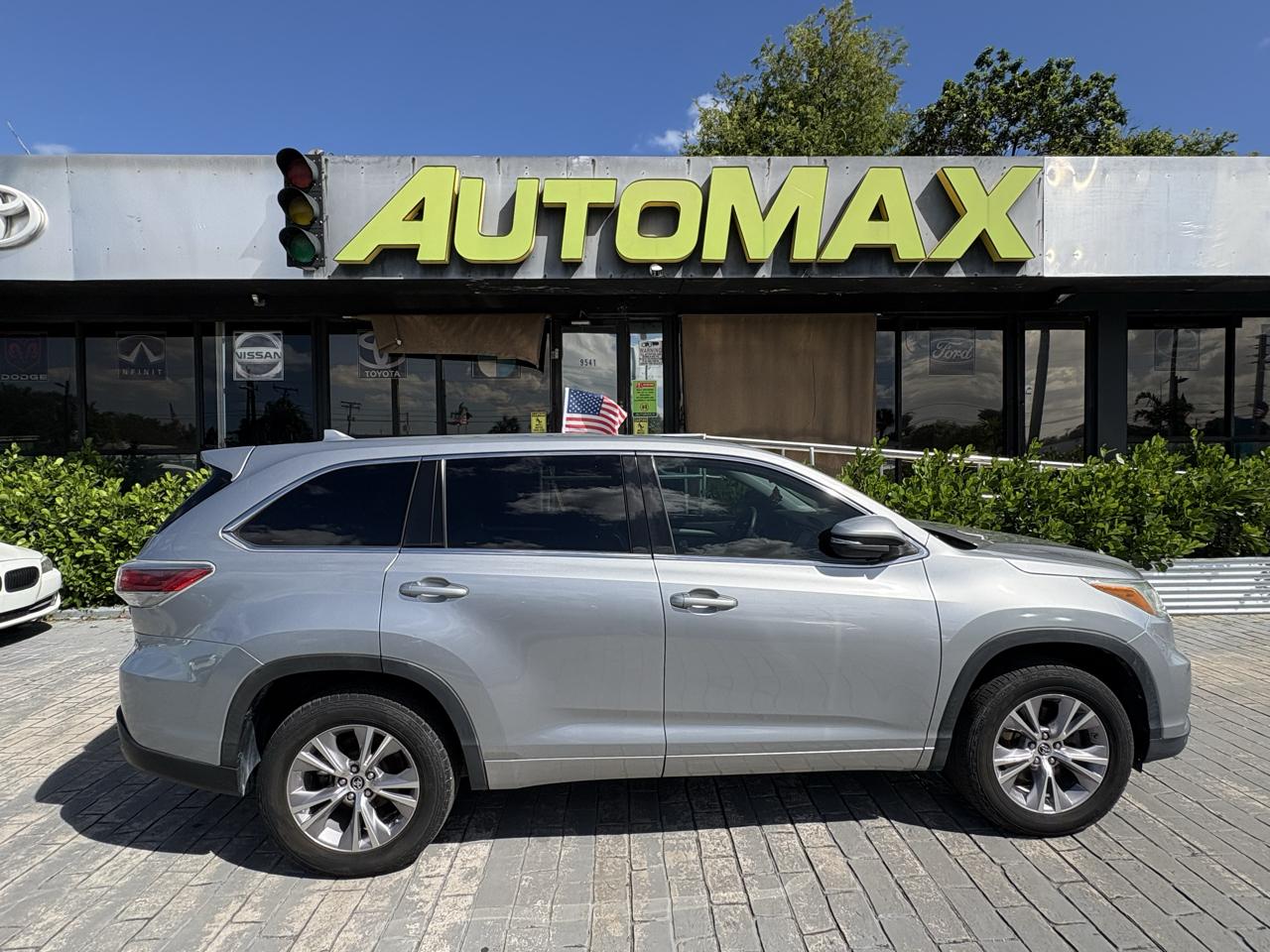 2016 Toyota Highlander FWD 4dr V6 LE (Natl)