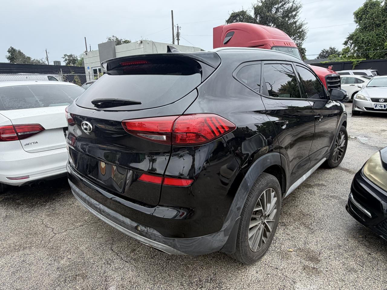 Hyundai Tucson photo 6