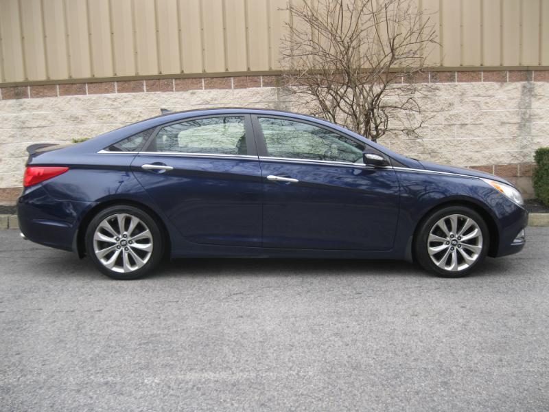 Hyundai Sonata Limited Auto 2012