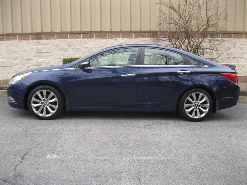 Hyundai Sonata Limited Auto 2012