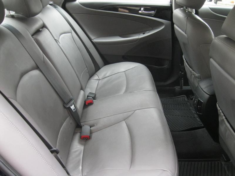 Hyundai Sonata Limited Auto 2012