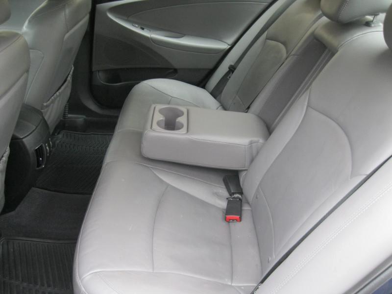 Hyundai Sonata Limited Auto 2012