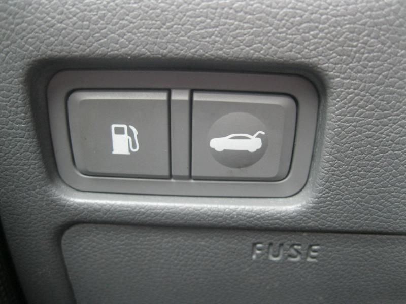 Hyundai Sonata Limited Auto 2012