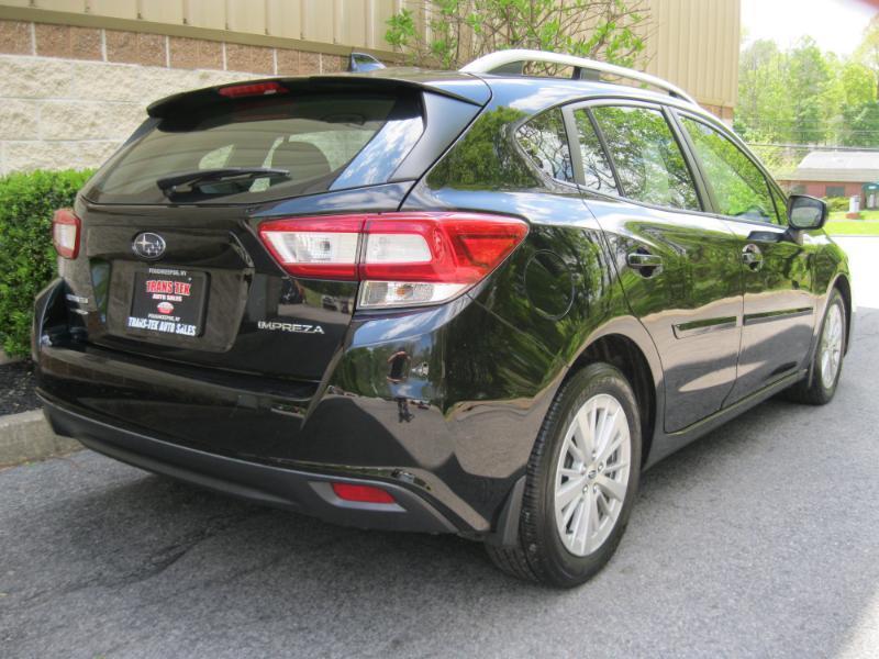 Subaru Impreza 2.0i Premium CVT 5-Door 2018