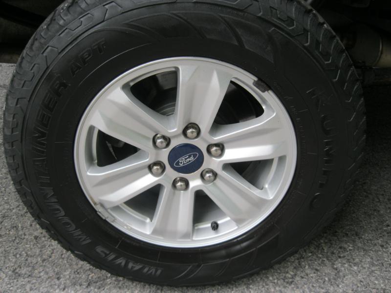 Ford F-150 XL SuperCrew 5.5-ft. Bed 4WD 2015