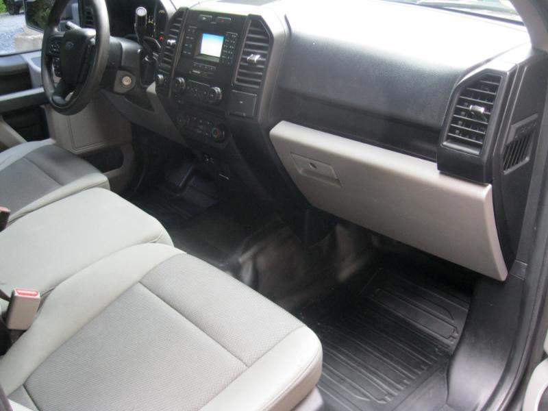 Ford F-150 XL SuperCrew 5.5-ft. Bed 4WD 2015