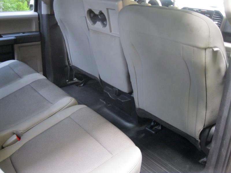 Ford F-150 XL SuperCrew 5.5-ft. Bed 4WD 2015