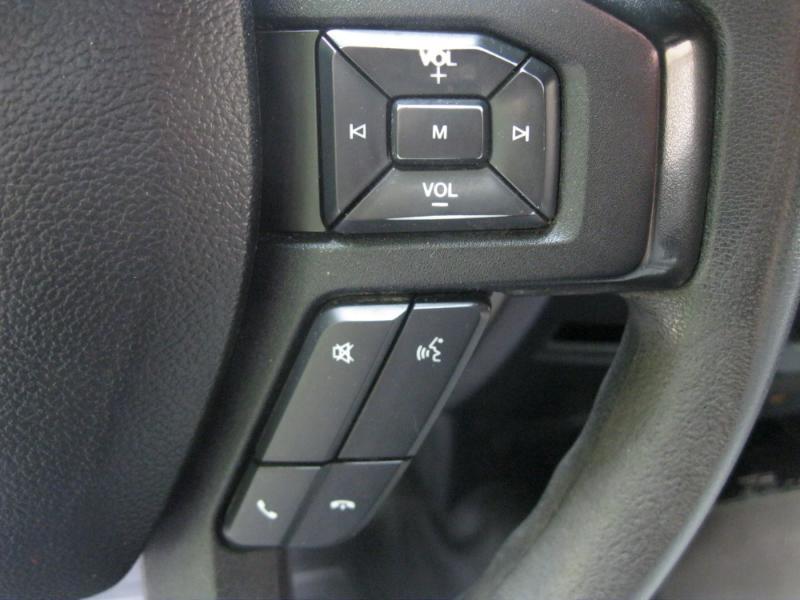 Ford F-150 XL SuperCrew 5.5-ft. Bed 4WD 2015