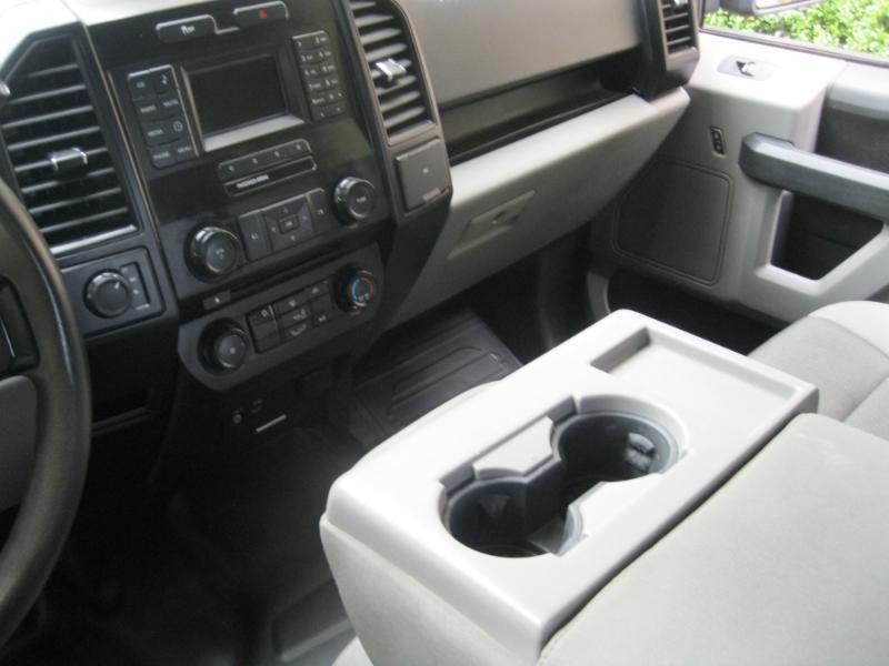 Ford F-150 XL SuperCrew 5.5-ft. Bed 4WD 2015