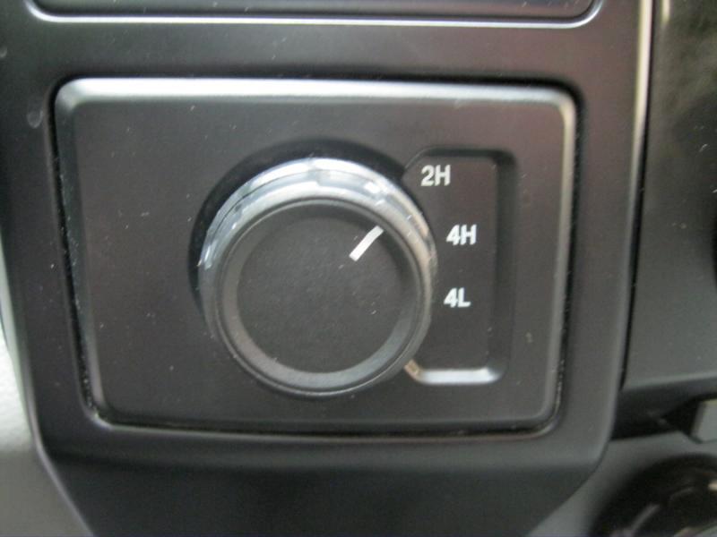 Ford F-150 XL SuperCrew 5.5-ft. Bed 4WD 2015