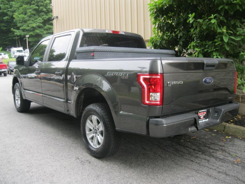 Ford F-150 XL SuperCrew 5.5-ft. Bed 4WD 2015