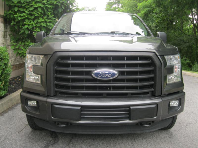 Ford F-150 XL SuperCrew 5.5-ft. Bed 4WD 2015