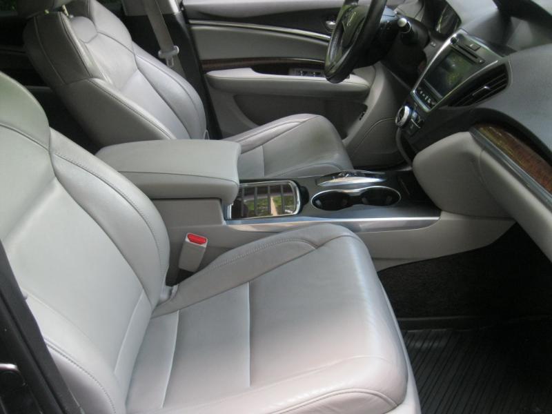 Acura MDX SH-AWD 9-Spd AT w/Tech Package 2017