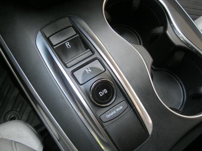 Acura MDX SH-AWD 9-Spd AT w/Tech Package 2017