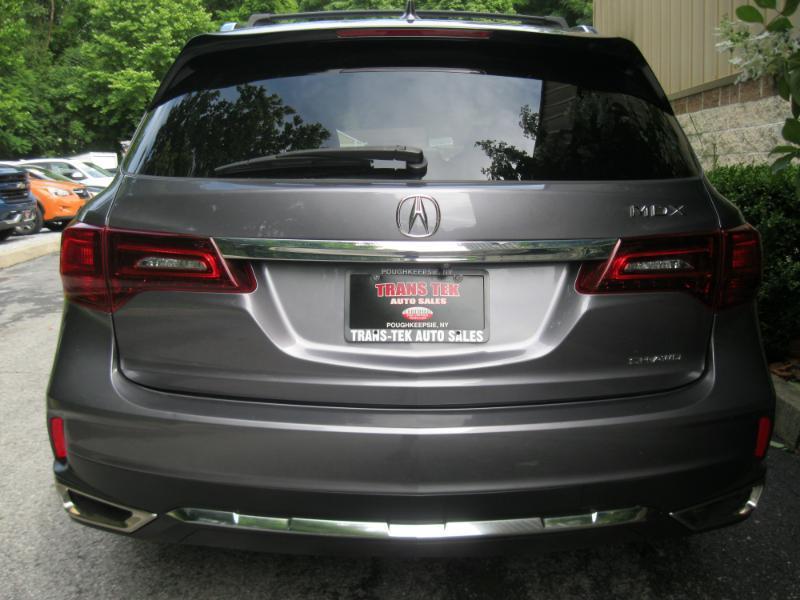 Acura MDX SH-AWD 9-Spd AT w/Tech Package 2017
