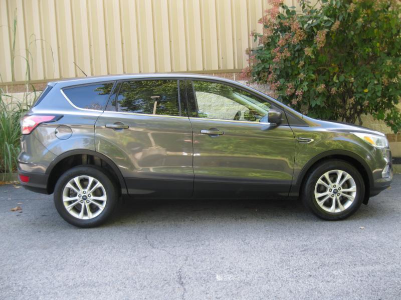 Ford Escape SE FWD 2017