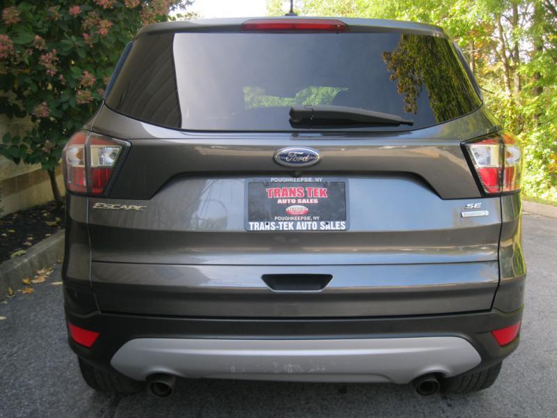 Ford Escape SE FWD 2017