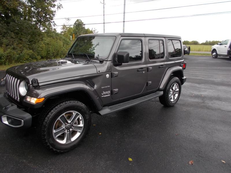 2019 Jeep Wrangler Unlimited Sahara photo 4
