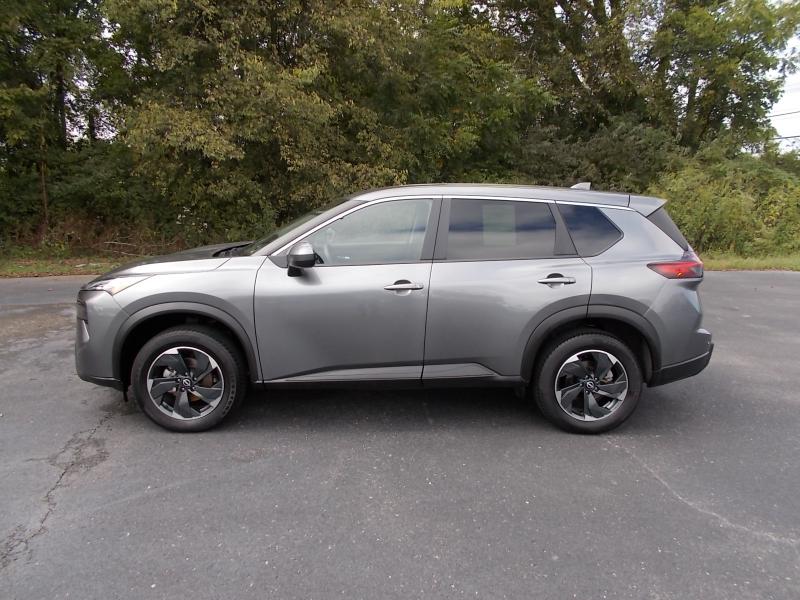 2024 Nissan Rogue AWD SV photo 3