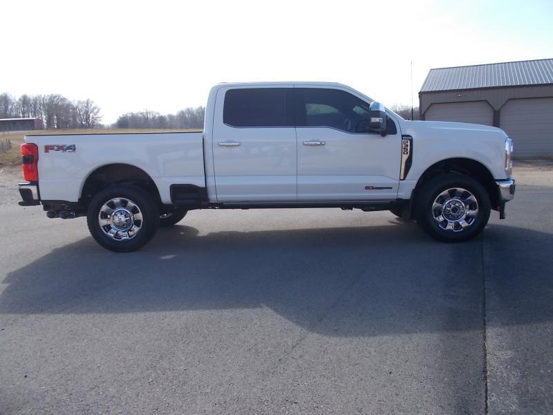 Ford Super Duty F-350 SRW King Ranch 4WD Crew Cab 6.75' Box 2025
