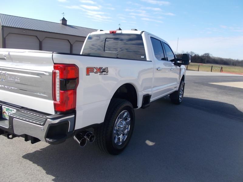 Ford Super Duty F-350 SRW King Ranch 4WD Crew Cab 6.75' Box 2025
