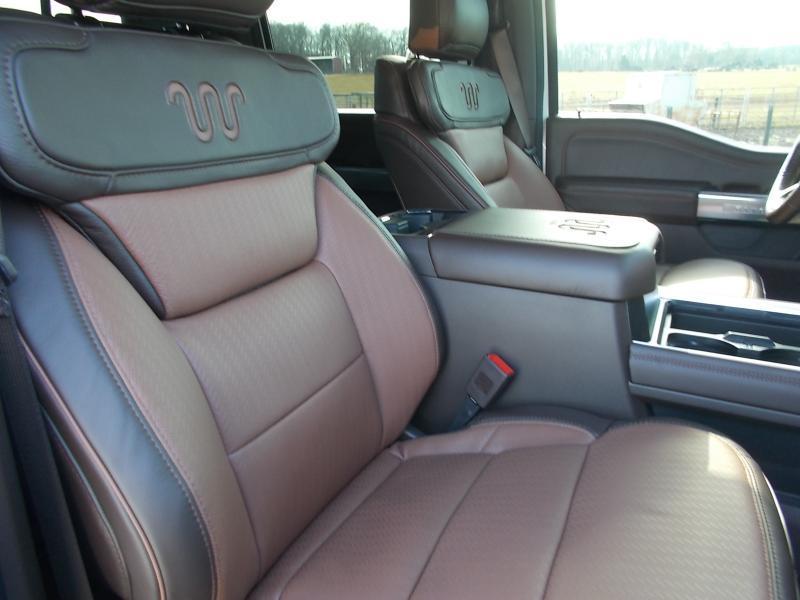 Ford Super Duty F-350 SRW King Ranch 4WD Crew Cab 6.75' Box 2025