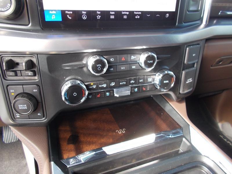 Ford Super Duty F-350 SRW King Ranch 4WD Crew Cab 6.75' Box 2025