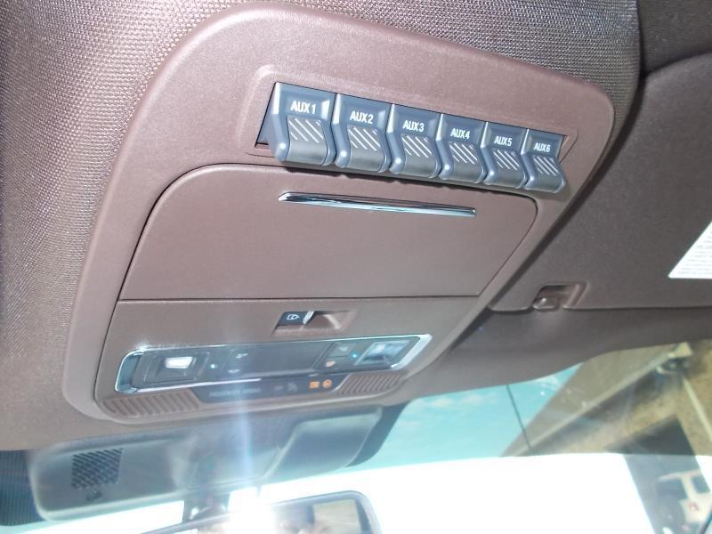 Ford Super Duty F-350 SRW King Ranch 4WD Crew Cab 6.75' Box 2025