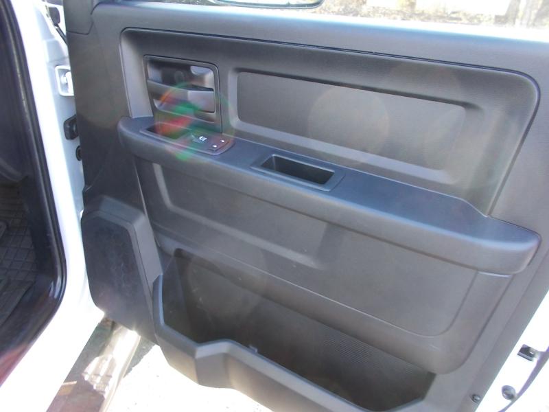 RAM 2500 Tradesman 4x4 Crew Cab 6'4" Box 2017