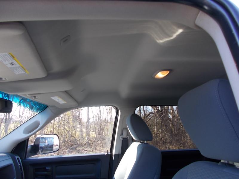 RAM 2500 Tradesman 4x4 Crew Cab 6'4" Box 2017