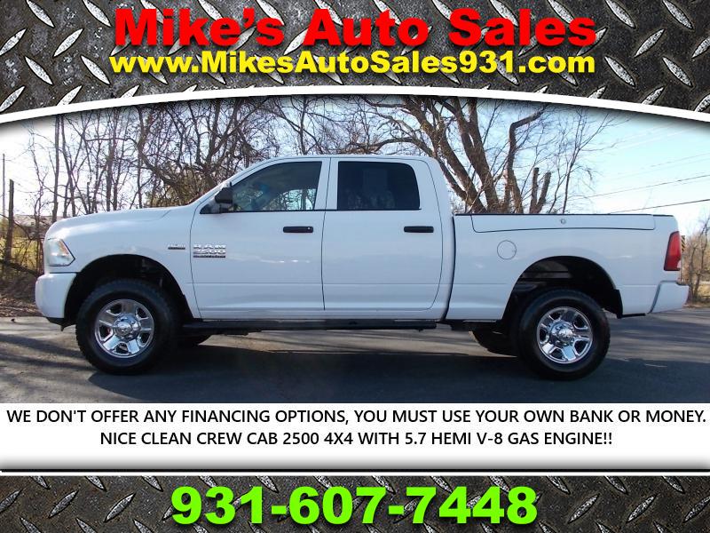 RAM 2500 Tradesman 4x4 Crew Cab 6'4" Box 2017