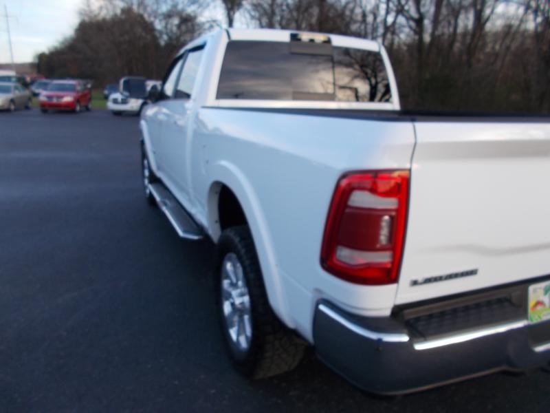 RAM 2500 Laramie 4x4 Crew Cab 6'4" Box 2022