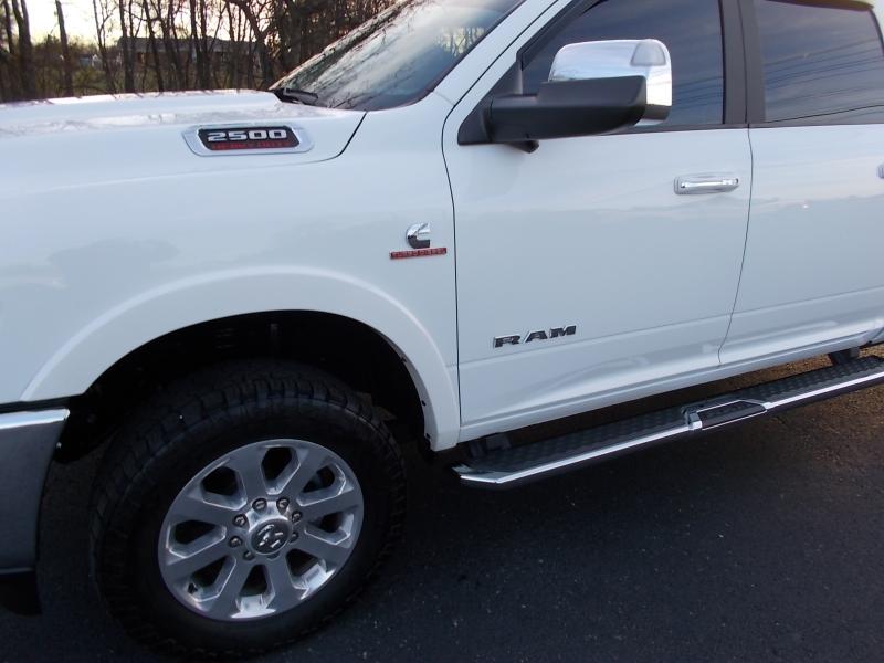 RAM 2500 Laramie 4x4 Crew Cab 6'4" Box 2022
