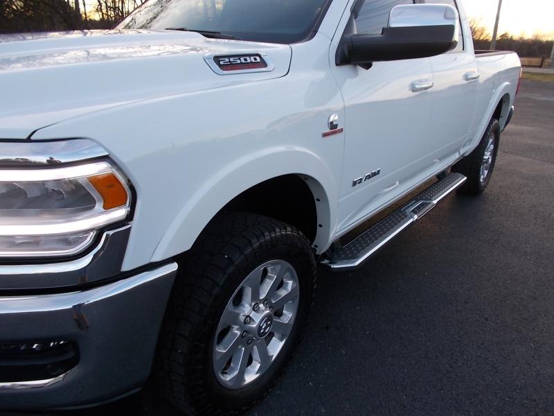 RAM 2500 Laramie 4x4 Crew Cab 6'4" Box 2022