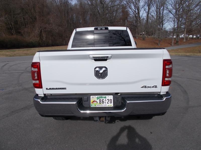 RAM 2500 Laramie 4x4 Crew Cab 6'4" Box 2022
