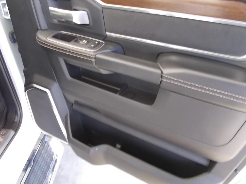 RAM 2500 Laramie 4x4 Crew Cab 6'4" Box 2022