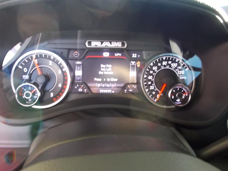 RAM 2500 Laramie 4x4 Crew Cab 6'4" Box 2022